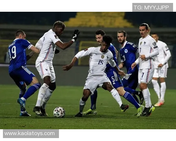 绿茵场上的惊涛骇浪：马赛绝平巴黎，一夜之间，谁主沉浮？